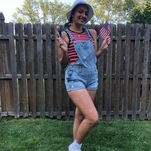 Meet your Posher, Briana